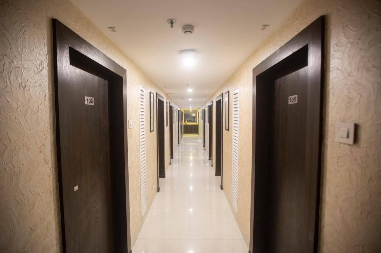 Hotel Singh'S By Wb Inn, Vashi, Navi Mumbai Buitenkant foto